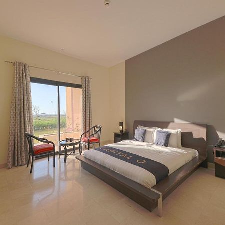 Capital O133 Al Sawadi Beach Resort & Spa Barka Luaran gambar