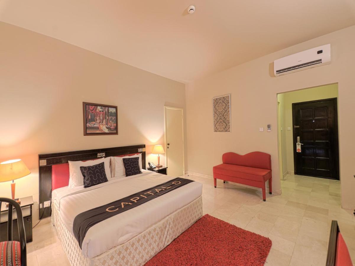Capital O133 Al Sawadi Beach Resort & Spa Barka Luaran gambar